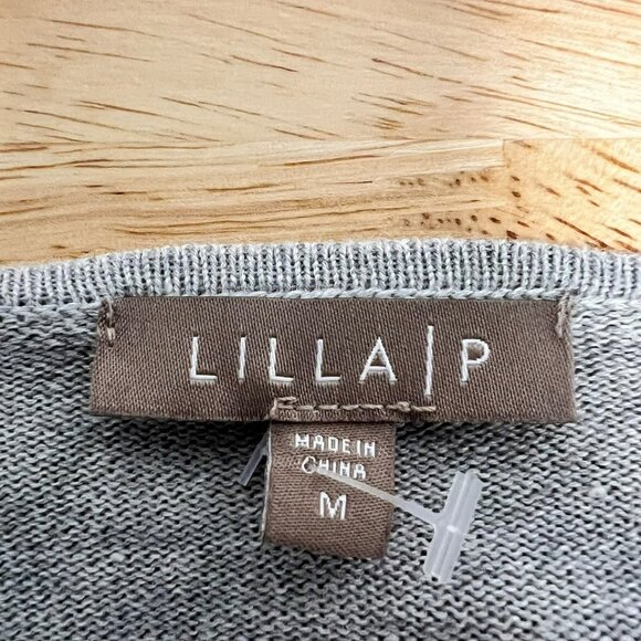 LILLA P Women’s V-Neck Gray Pullover Sweater Ruffle Cuff Size Medium - Picture 6 of 7
